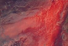 गर्म, खारा और क्षारीय...वह रहस्यमयी झील, जहां 'लाल पानी' का दिखता है खतरनाक रूप