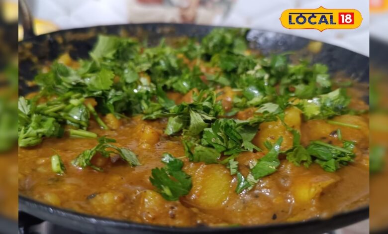 घोंटा आलू सब्जी का जादू, बिना प्याज-लहसुन के उंगलियां चाटने पर मजबूर कर देगा ये स्वाद, जानें क्यों है ये इतनी खास – News18 हिंदी