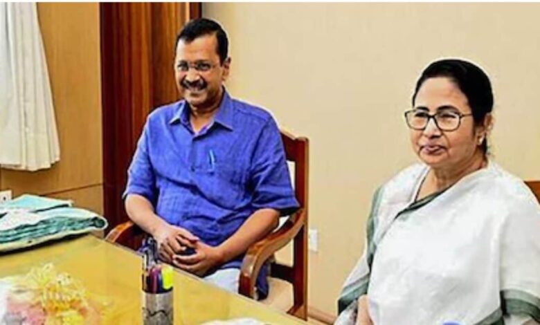 पश्चिम बंगाल चुनाव डेमोक्रेसी की सबसे अहम लड़ाई, ममता दीदी के सपोर्ट में उतरे अरविंद केजरीवाल, करेंगे चुनाव प्रचार
