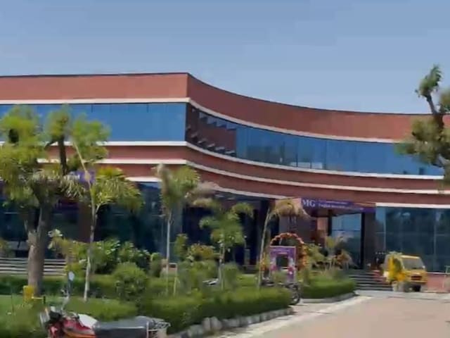 बगरू के एमजी स्कूल में छात्र पर चाकू से हमला, लहूलुहान हालत में अस्पताल भर्ती