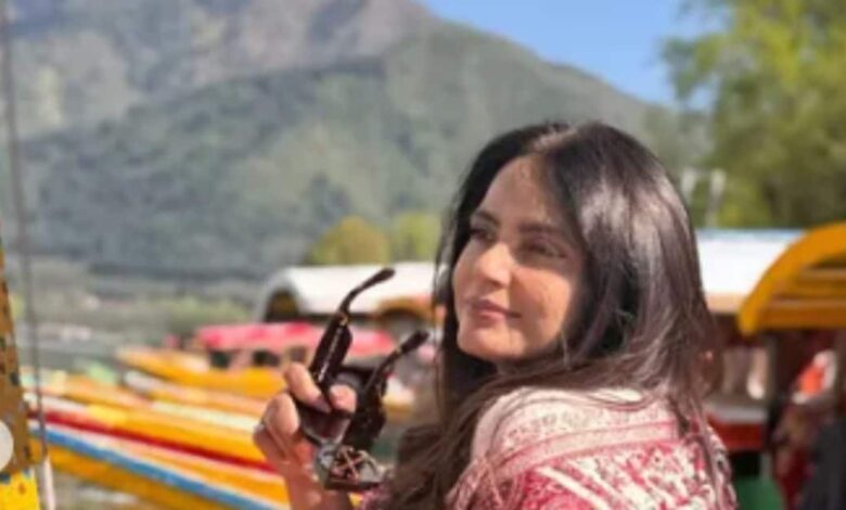 बिहार की वो एक्ट्रेस, जिसने हॉलीवुड तक बिखेरा जलवा, अब संजय दत्त संग 'खलनायक रिटर्न्स' में आएगी नजर