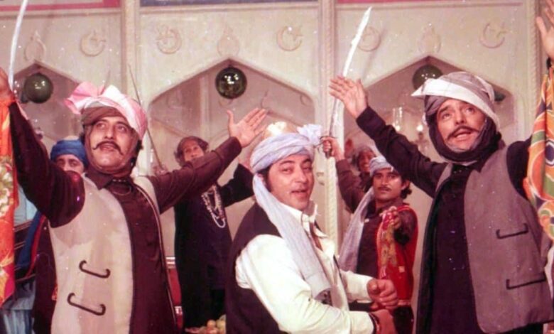 भारत का क्लिंट ईस्टवुड, 1 फिल्म से बॉलीवुड में लाए क्रांति, बन गया ग्लोबल स्टाइल आइकॉन!