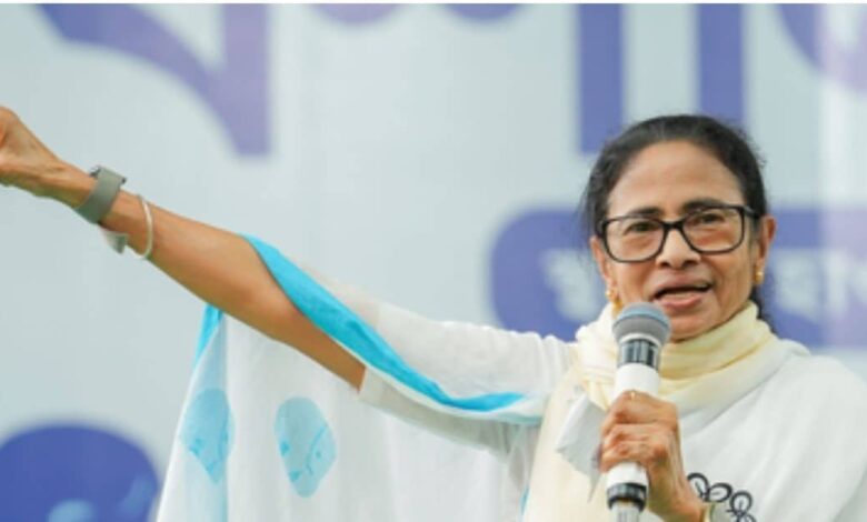 ममता दीदी पर गिरेगी सिविल कोर्ट की गाज? अनुसूचित जाति आयोग ने 3 दिनों में मांगा जवाब, TMC की बढ़ी मुश्किलें
