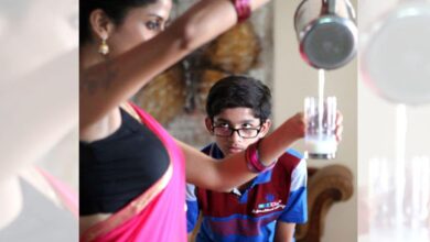 मल्टी टैलेंटेड एक्टर, जिसकी पत्नी ने 'श्रीदेवी' बनकर मचाया तहलका, RGV की फिल्म जो कभी नहीं हो पाई रिलीज