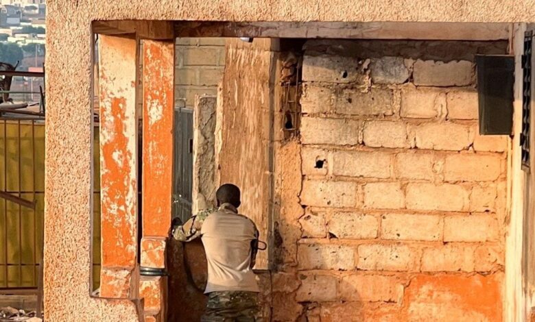 माली में तख्तापलट के बाद सबसे बड़ा आतंकी हमला, बमाको समेत कई शहरों में धमाके, रूसी सेना भी नहीं रोक पा रही जंग