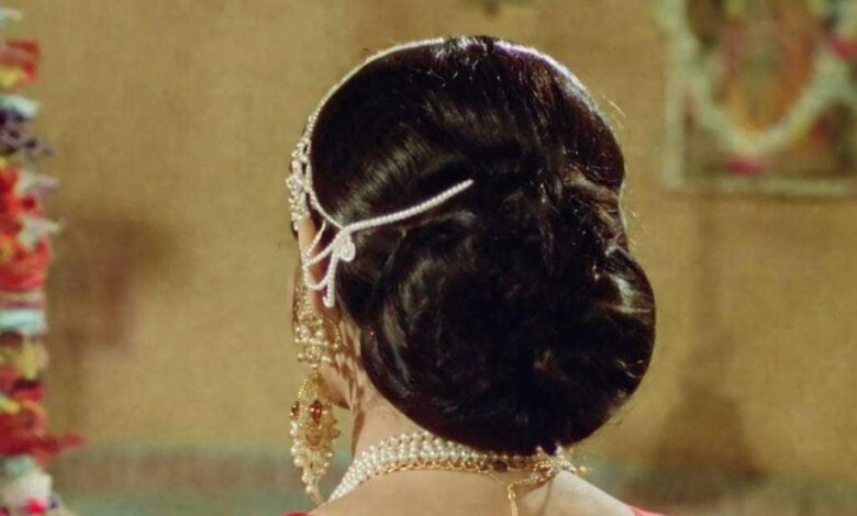 विनोद खन्ना की हीरोइन, ऋषि कपूर-सनी देओल संग भी आईं नजर, डेब्यू फिल्म में शशि कपूर ने जिसे जड़ दिया था थप्पड़