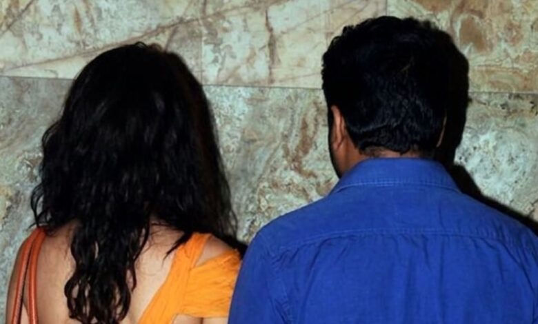 वो बिन ब्याही मां! डायरेक्टर के प्यार में बनी पारो, डेब्यू के 2 साल बाद की शादी, ब्रेकअप से 1 झटके में हुई बर्बाद