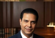 सरकारी नौकरी ठुकराकर पहुंचा बॉलीवुड, 1 गाने ने कर दिया अमर, जिसे आज भी गुनगुनाते हैं लवर