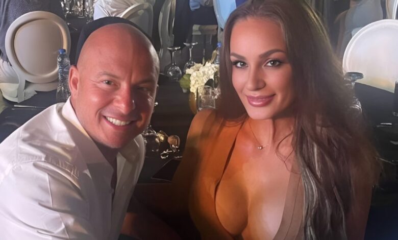 होटल रूम में 3 महिलाओं संग फंसे दो क्रिकेटर... मैच से पहले की 'उस रात' का खामियाजा, पूरी टीम को भुगतना पड़ा