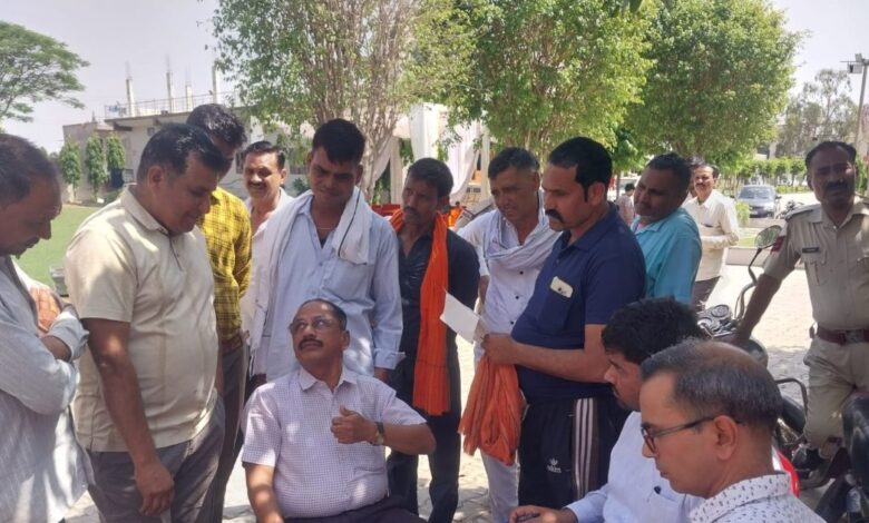 धौलपुर में गैस माफिया पर छापा, मैरिज होम्स में घरेलू सिलेंडरों का खेल पकड़ा, 11 सिलेंडर जब्त