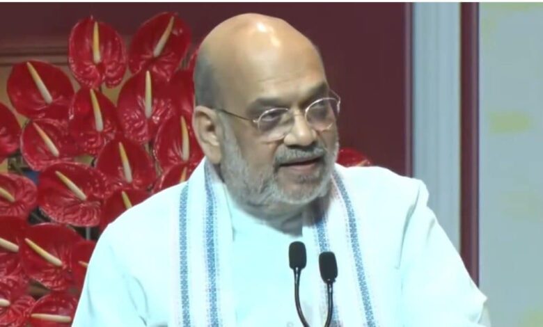 75 सालों में... मंच पर बैठे थे CJI सूर्यकांत, वहीं सरकार और अदालतों में टकराव पर अमित शाह कह गए बड़ी बात