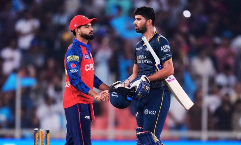 IPL 2026 Points Table: दो लगातार हार के बाद भी पंजाब किंग्स टॉप पर, मुंबई प्लेऑफ की रेस से बाहर! जाने KKR और GT का हाल