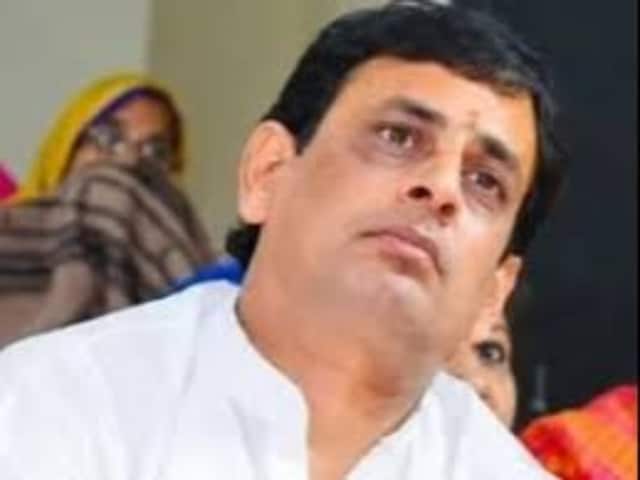 JJM घोटाले में बड़ा एक्शन! दिल्ली एयरपोर्ट से हिरासत में लिया गया संजय बड़ाया