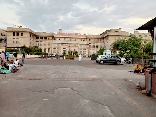 जयपुर: प्राइवेट अस्पतालों में हड़ताल, SMS में शाम को ओपीडी शुरू