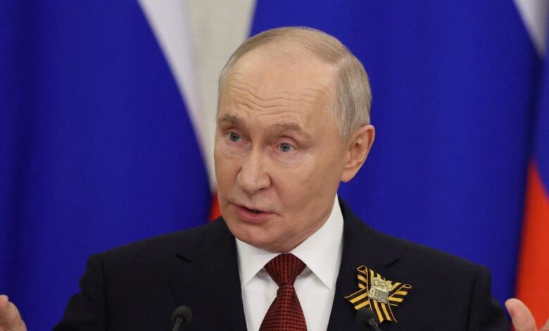 Putin On Iran War: Iran Uranium Offer News | US News Hindi | Donald Trump- ईरान के समर्थन में खुलकर उतरे पुतिन, अमेरिका के दावे की उड़ाई धज्जियां