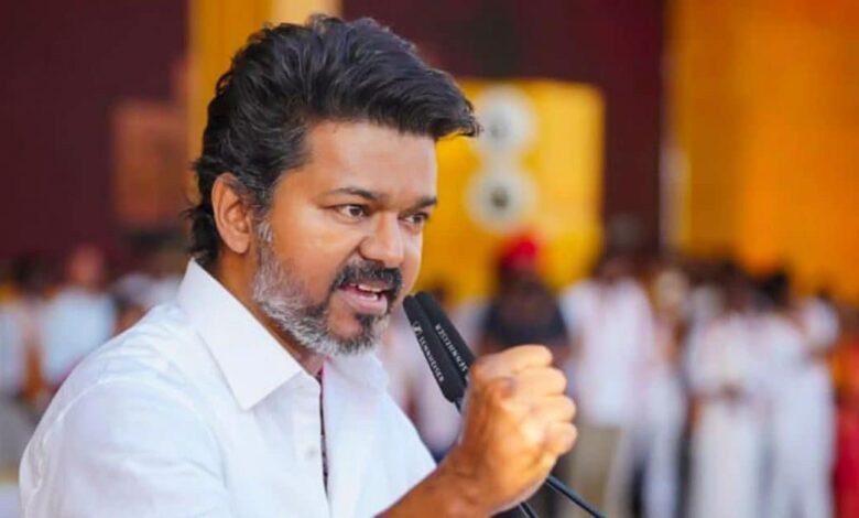 Tamil Nadu Government Formation Live Updates: विजय का फ्लोर टेस्ट प्लान तैयार! गवर्नर के 'नो' के बाद अब क्या करेंगे थलापति?
