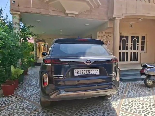 घर की पार्किंग में खड़ी थी SUV, चित्तौड़गढ़ में कट गया ओवरस्पीडिंग का चालान