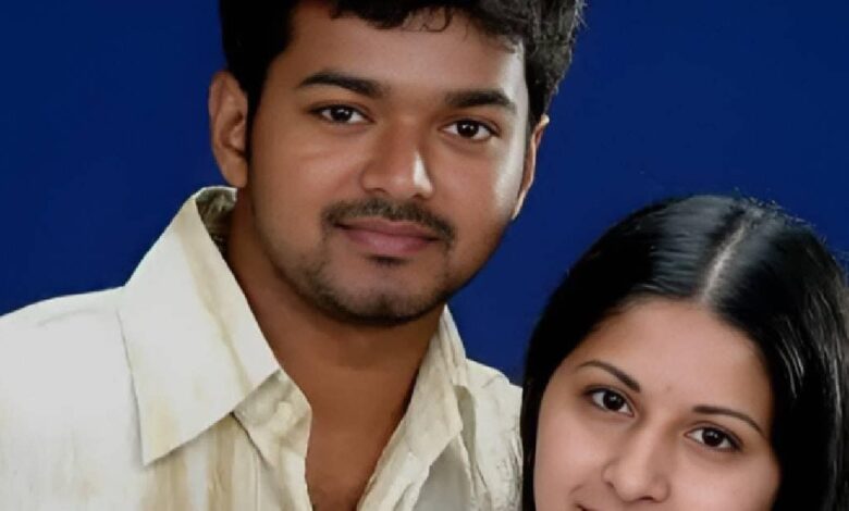 Vijay Sangeetha Divorce: कहां हैं विजय की पत्नी संगीता? जीत के बाद तलाक पर क्या है फैसला?
