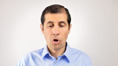 गर्मी में बाल ज्यादा क्यों झड़ते हैं? क्या होती है हेयर फॉल की बड़ी वजह, एक्सपर्ट से समझ लीजिए