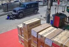जयपुर में बेकाबू थार का कहर, स्कूटी सवार युवती को मारी टक्कर, CCTV में वीडियो कैद