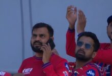 डगआउट में फोन चलाते पकड़ा गया LSG का स्टाफ, BCCI के सख्त नियमों की उड़ी धज्जियां, मचा बवाल