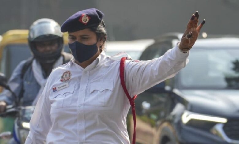 दिल्लीवालो, आज बज के निकलना...IPL मैच के चलते 7 घंटे ये रूट रहेंगे डायवर्ट, कहां जाम, कहां पार्किंग, समझ लें