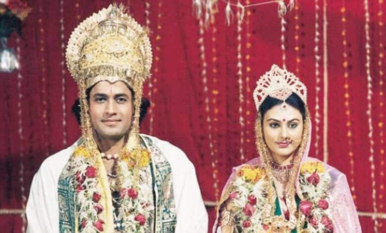 'रामायण' के ये 2 स्टार ऑनस्क्रीन ही नहीं, असल जिंदगी में भी थे पति-पत्नी, यकीनन आप नहीं बता पाएंगे नाम