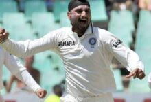 हरभजन सिंह के 5 बड़े रिकॉर्ड...जिनका टूटना है मुश्किल, आठवें नंबर पर लगातार दो शतक जड़ने वाले दुनिया के हैं पहले बल्लेबाज