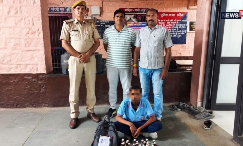 कोटा स्टेशन पर बड़ी कार्रवाई, कोच अटेंडेंट के बैग से 53 क्वार्टर वोदका जब्त