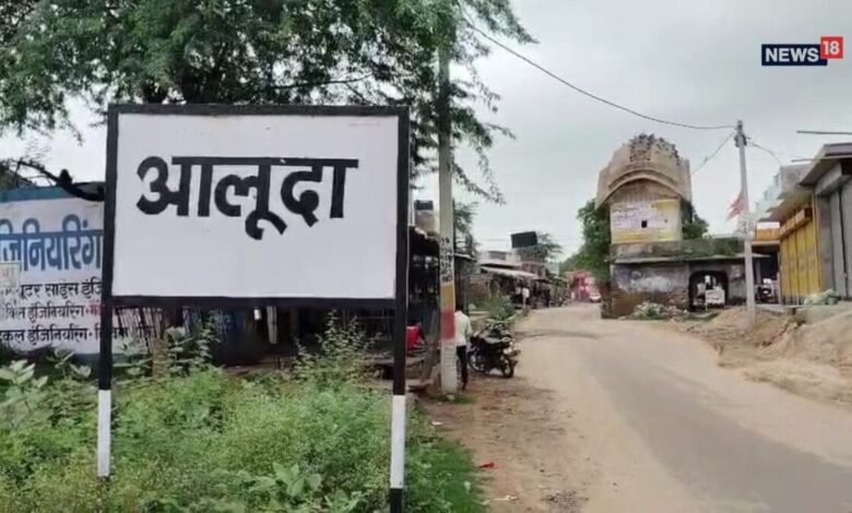 दौसा की ऐतिहासिक बावड़ी पर मंडरा रहा खतरा, जीर्णोद्धार की उठी मांग