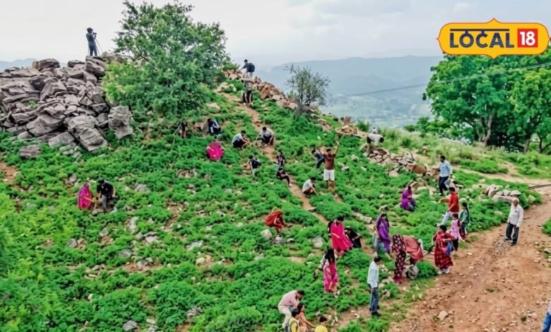 अरावली पर्वत पर पत्थरों से बनते हैं मन्नतों के घर