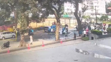 बाइक का लगा ब्रेक और शरीर के आर-पार हुईं सरिया, तड़प-तड़प कर निकला दम, कैमरे में कैद हुआ भयानक हादसा