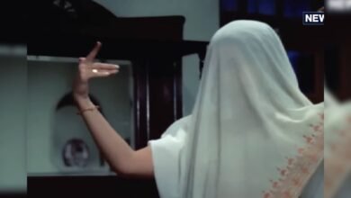 हिट फिल्म का ब्लॉकबस्टर गाना, व्हाइट साड़ी में एक्ट्रेस ने लगाए जमकर ठुमके, टुकुर-टुकुर देखता रहा शराबी