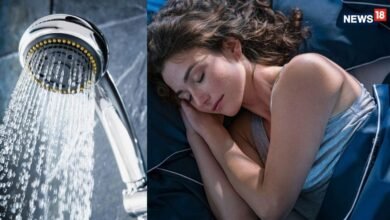 Night Shower For Mental Health : मन का बोझ हल्का कर देता है नाइट शॉवर! जानिए क्यों सोने से पहले नहाना फायदेमंद