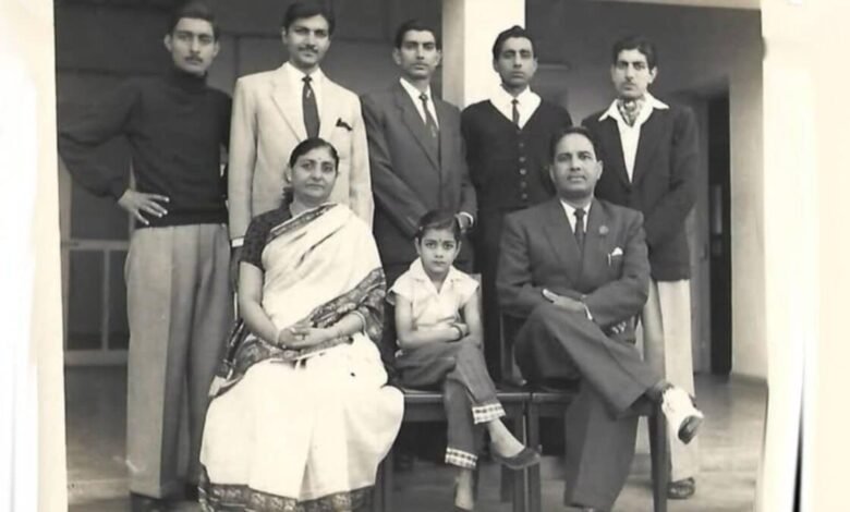 दोस्तों की कुर्बानी से लिया सबक, हीरो से विलेन बन गया हैंडसम हंक, डिंपल कपाड़िया की फिल्म ने पलटा एक्टिंग करियर