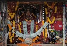 800 साल पुराना सीम माता मंदिर, जहां साल में एक दिन सोने सी चमकती है पहाड़