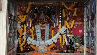800 साल पुराना सीम माता मंदिर, जहां साल में एक दिन सोने सी चमकती है पहाड़