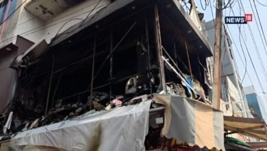 अलवर के तिलक मार्केट में पटाखों के गोदाम में भीषण आग