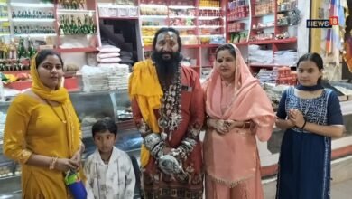 Ramu Rajasthani: 10 किलो चांदी पहनकर रामदेवरा पहुंचे कलाकार रामू राजस्थानी