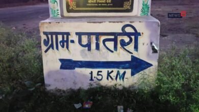 Karauli News: शहर से महज 3 KM दूर इस गांव में पानी-सड़क के लिए तरस रहे लोग
