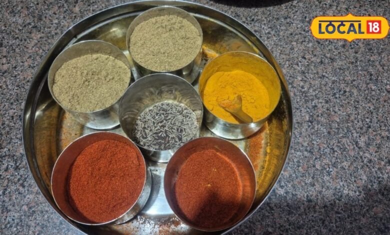 Diwali Safai Hacks: दिवाली से पहले किचन को बनाएं चमचमाता, मसालों के डिब्बे साफ करने के ये टिप्स आएंगे काम