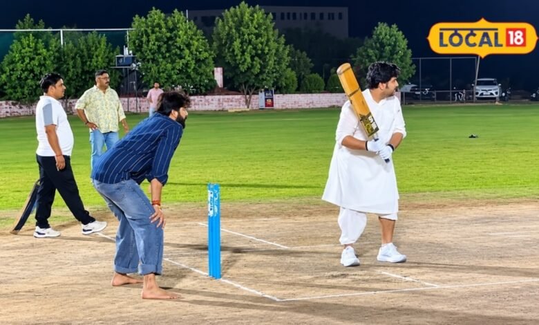 Sikar News: कथा के बाद मैदान में उतरे कथावाचक इंद्रेश उपाध्याय, खाटूश्यामजी टीम को 8 रन से हराया
